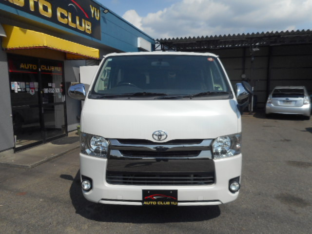 ハイエースバン