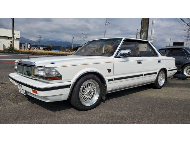 セドリック3.0 V30ターボブロアム VIP Cタイプ