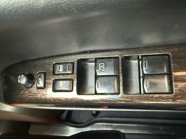 ���X�ł͂��q�l�̂��v�]�ɍ��킹�ēW���ԗ����J�X�^�����鎖���\�ł�!�A���~�z�C�[����ԍ��������C�y�ɂ����k���������܂����S���̔��A�S���[��OK�����������t�����[���E�Œ�120��܂�OK��