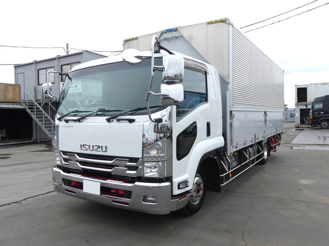 フォワードウィング