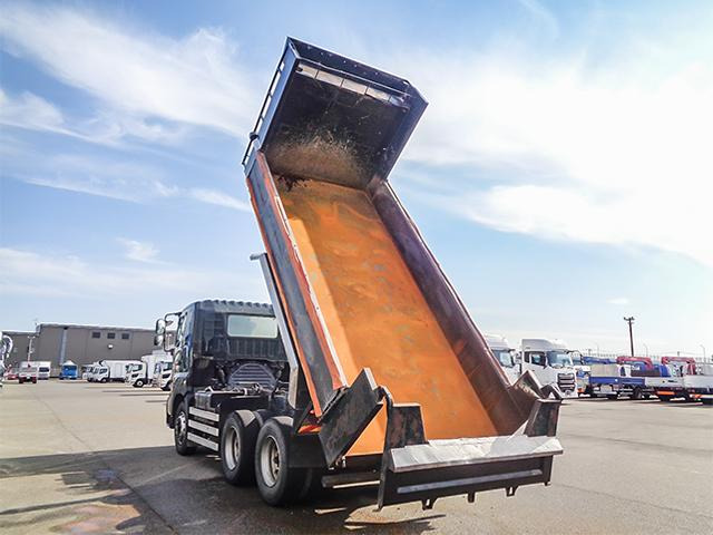 プロフィアダンプ