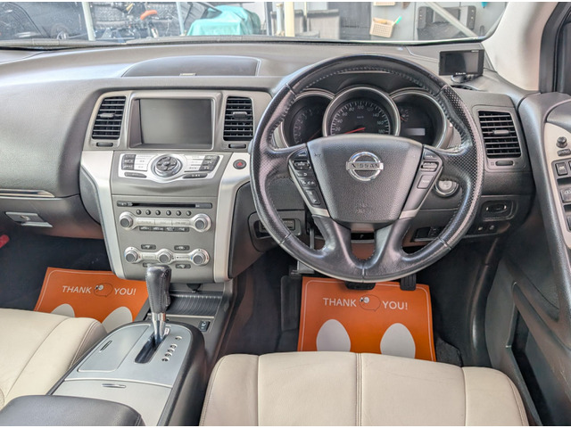 �_�b�V���{�[�h���肪�Ⴂ�̂őO���̎��E����������Ɗm�ۂ���Ă܂��B�����̕��ł��O�����������茩�n���܂��B