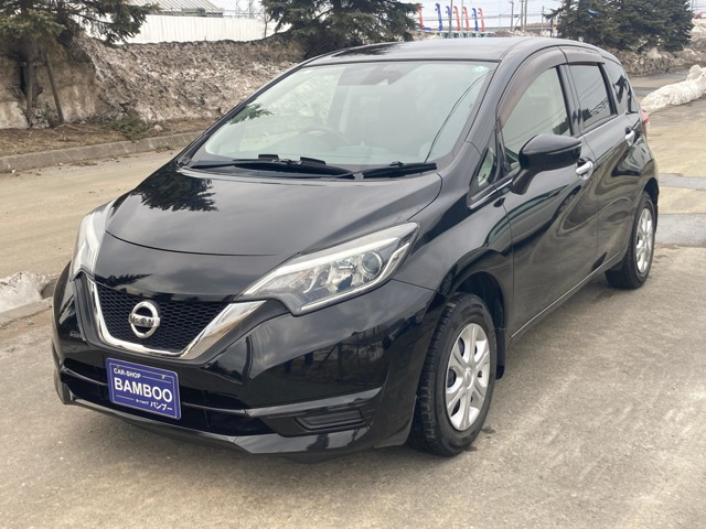 ノート1.2 X FOUR 4WD