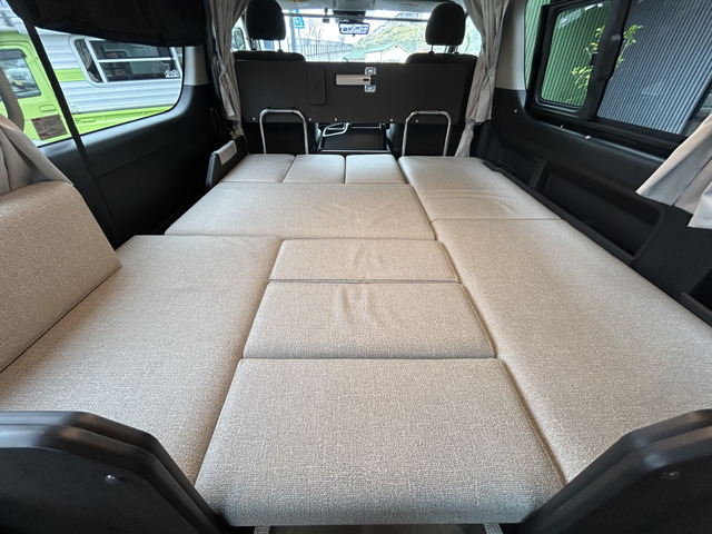 �_�C�l�b�g���ȒP�Ƀx�b�h�W�J���\�ł�!���@��185cm&times;152cm�ƂȂ��Ă���܂�!