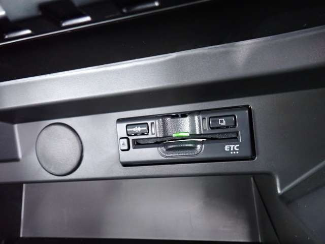 ☆ETC車載器!高速道路の料金所をスムーズに通過!スマートインターチェンジの利用もOK!ETC割引も見逃せませんね☆