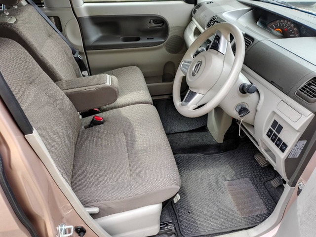 嫌な匂いもなく、綺麗な状態です