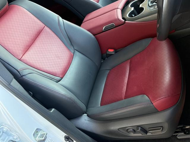 全国販売承っております。遠方陸送やWEB商談可能です!!WEBにて現車の外装内装隅々までご案内が可能となっており大変ご好評頂いております!