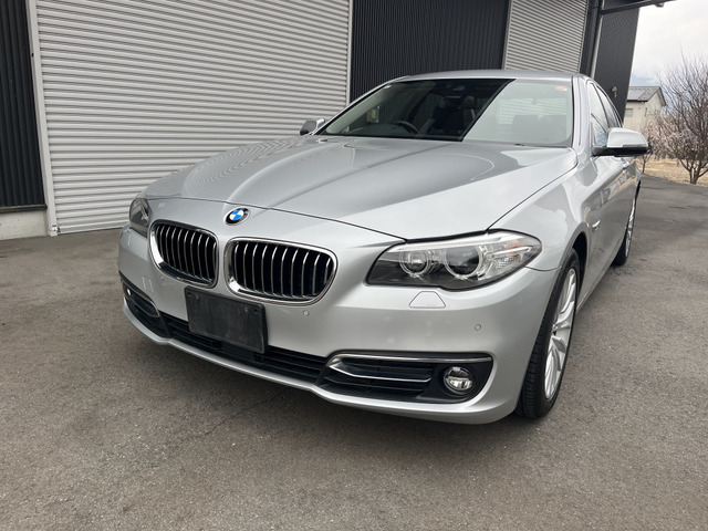 5シリーズセダン(BMW) 523i ラグジュアリー 中古車画像