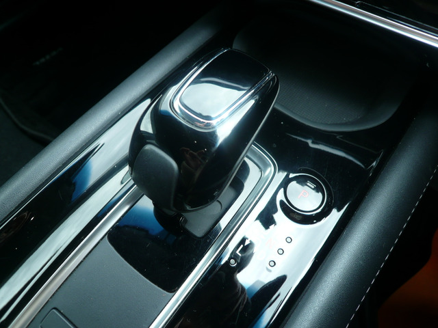 MT���[�h�t���t���A7AT�􈬂�₷���V�t�g�m�u�ŁA���삵�₷���ł���!