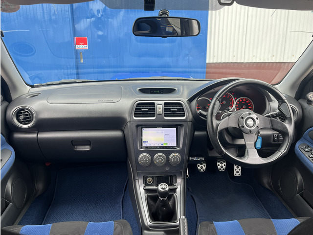 H17�N�� �X�o�� �C���v���b�T WRX 2004 V���~�e�b�h�����ɂ��܂����B�����͑����Ă���܂����Y��ŃR���f�B�V�����̂������ԂɂȂ��Ă���܂��B�󏭂�GD�^���T���̕��K����1��ł��B