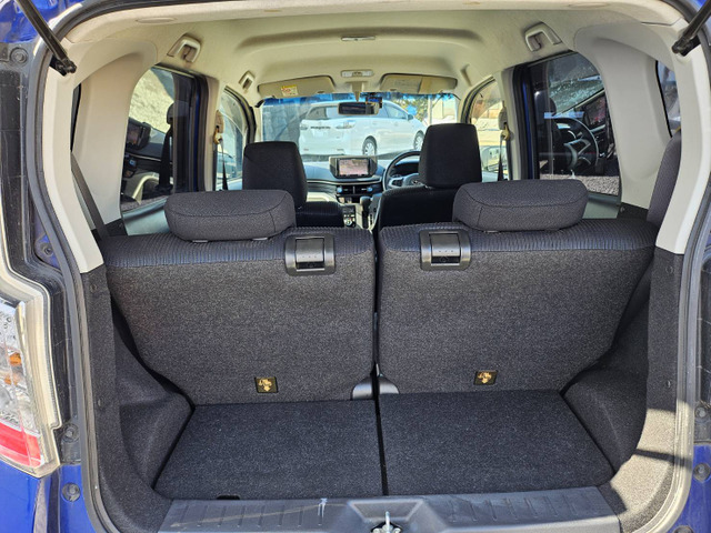 �f�ڎʐ^�����ł͂킩��ɂ����A�����ƍׂ����������ȂǋC�ɂȂ镔���Ȃǂ���܂����烁�[���⃉�C���ł�����v���܂�!���C�y�ɂ��₢���킹����������