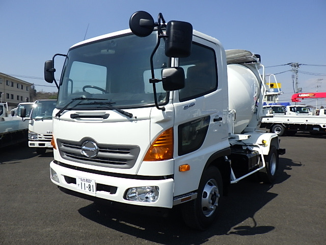 レンジャーミキサー車