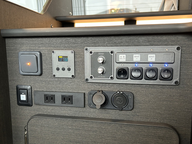 ���C���X�C�b�` �d���v �d���W���X�C�b�` �i�r�T�u�ؑփX�C�b�` 100V�R���Z���g 12V�V�K�[�\�P�b�g