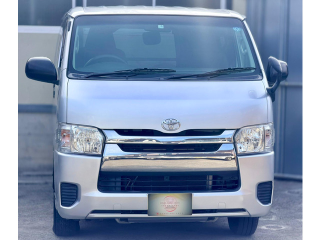 ハイエースバン