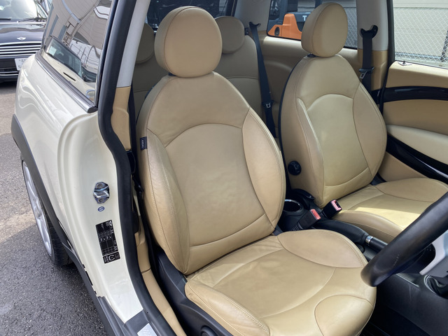 �����N���[�j���O�ς݂ł����s�J�s�J�Ɏd�グ�Ă��q�l�̂����X�����҂����Ă���܂���