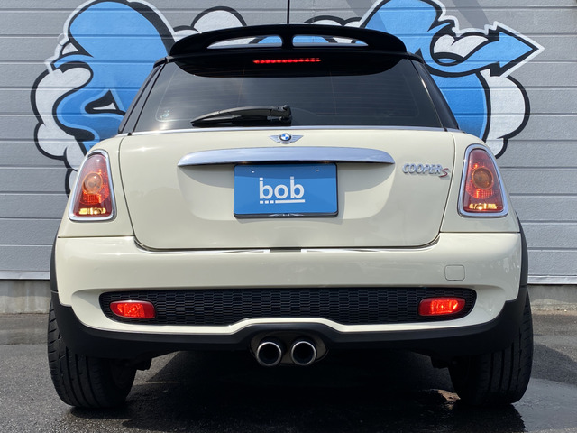 �������̕��ł��A�ԗ������̊T�Z�����o���ł��܂��B�Ԍ��؂����茳�ɁA���s���������m�F�̏エ�₢���킹���������B