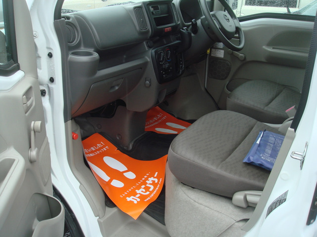 �Y��ȃt�����g�V�[�g�ł�