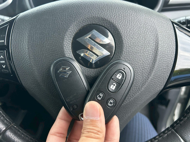 ���ÎԂł�1���������X�}�[�g�L�[��������2�t���Ă�����S�ł�(^^��