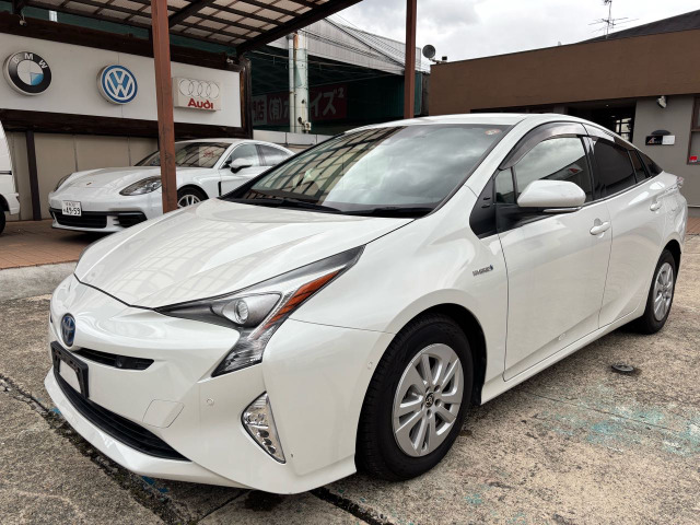 プリウス1.8 S セーフティ プラス