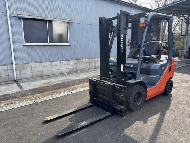 トヨタL&amp;Fエンジンフォークリフト