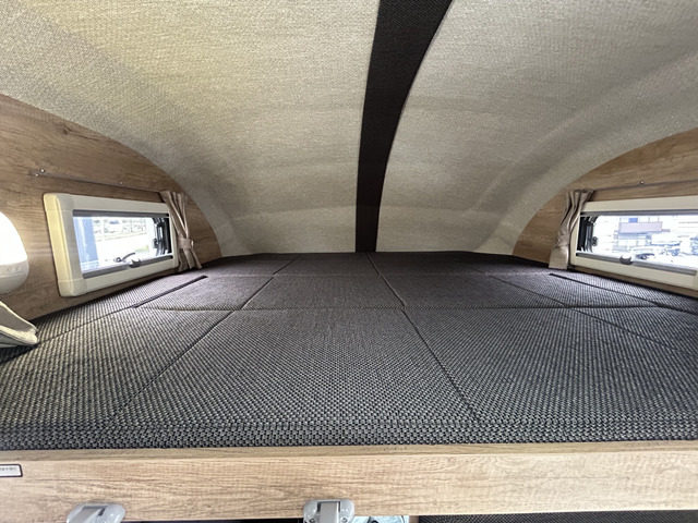 �o���N�x�b�h���L�X���K!���@��192cm&times;180cm�ƂȂ��Ă���܂�!