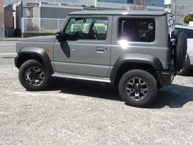 ジムニーシエラ1.5 JC 4WD