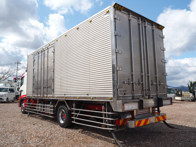 レンジャー冷蔵冷凍車