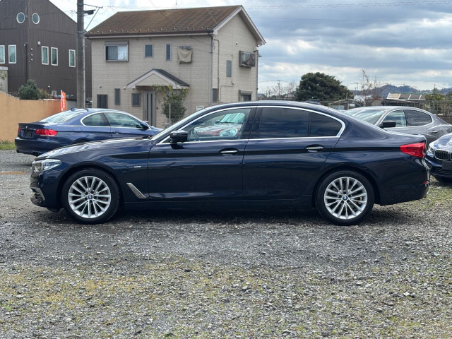 5シリーズセダン523d ラグジュアリー