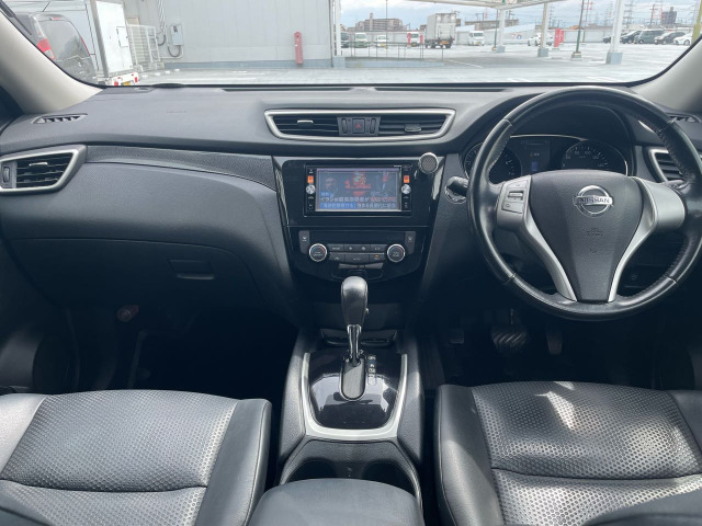 エクストレイル2.0 20X エマージェンシーブレーキパッケージ