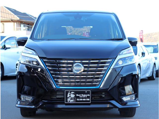 セレナ1.2 e-POWER ハイウェイスターV