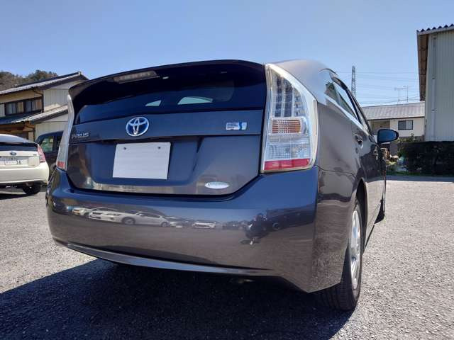 プリウス1.8 S LEDエディション