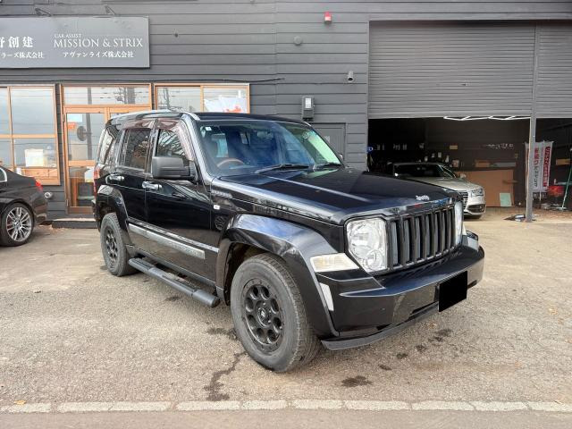 チェロキー（ジープ）スポーツ 4WD 中古車画像