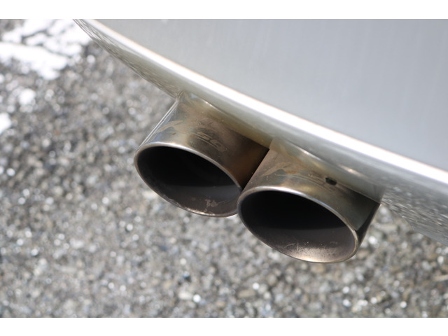 クライスジーク可変マフラー装着。シーンに応じて音量・サウンドの切り替えが可能です。