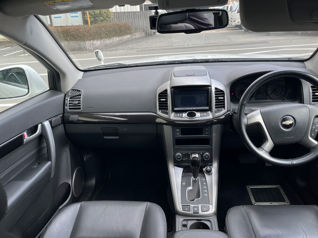 キャプティバアドベンチャー ラグジュアリー 4WD