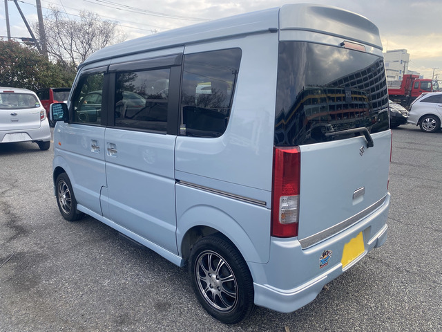 �e��R�[�e�B���O�A�i�r�Q�[�V�����AETC�ȂǁA���̑��̃p�[�c�̎��t�������ς���̂����k�������Ă���܂�!!�N���}�̂��Ɖ��ł����C����������!