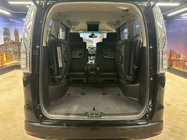 セレナ2.0 ハイウェイスター Vセレクション+Safety S-HYBRID アドバンスドSafetyパッケージ