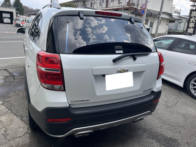 キャプティバアドベンチャー ラグジュアリー 4WD