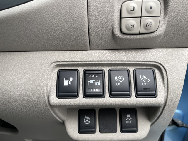 ���[�d�|�[�g�J����X�C�b�`��n���h���q�[�^�[�E�^�C�}�[�[�d�X�C�b�`�Ȃǂ��낢��ȃX�C�b�`������܂��B������������!!���₢���킹��TEL06-6430-1230 E-mail cars_genesis2007@