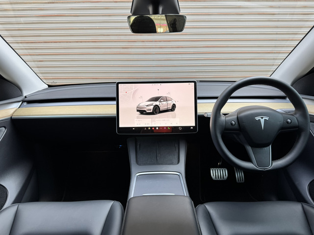 モデルYパフォーマンス 4WD