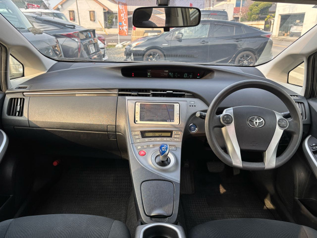 �A�C�|�C���g�������A���Ɍ����炵�̗ǂ��R�b�N�s�b�g�̓����O�h���C�u�ɍœK�B��x�������a�݂��ł��B