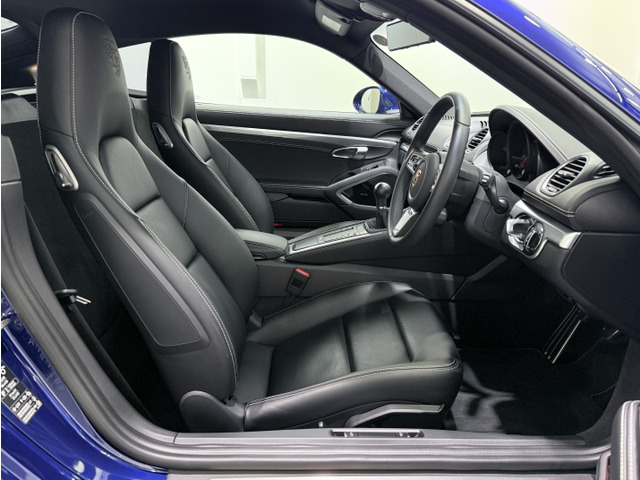 �������X����邨�q�l�ցB���X�̃V���[���[����2�䕪�̓W���X�y�[�X�ƂȂ��Ă���A�݌ɎԂ͕��i�X�܂Ƃ͕ʂ̃X�g�b�N���[�h�ŕۊǂ��Ă���܂��̂ŁA�����X�̍ۂ͎��O�ɂ��d�b�ɂĂ����X�\������肢�v���܂��B