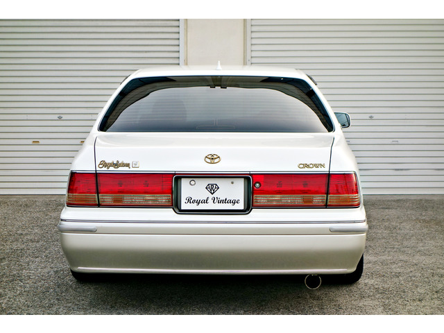 �V�iWORK�V�[�J�[FD�J�b�g�N���A!�t�����g8J���A9J�̃R�_�����̃Z�b�e�B���O�ɂȂ�܂�!�^�C�����V�i�t�����g215/40/18���A225/40/18�𑕒����Ă���܂�!