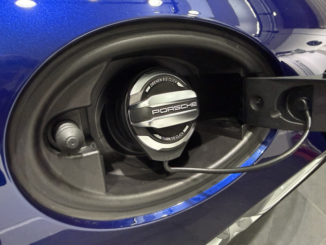 �|���V�F�̃��[�J�[�ۏ�(�V�ԕۏ�)���p��������Ŕ[�Ԓv���܂��̂ŁA�����n����ɖ�����s������������܂��Ă��A�S���̐��K�f�B�[���[�ɂĖ����C�����󂯂邱�Ƃ��ł��܂��B��p�͎ԗ��{�̉��i�Ɋ܂܂�܂��B