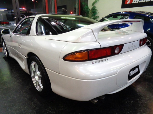 �M�����N�V�[�z���C�g�p�[���J���[�����G�A��&F�G�A���X�|�C���[&4��HUD���C�g&�v���W�F�N�^�[FOG���C�g&6�X�|�[�N�A���~�z�C�[��&�v���O�R�[�h&�h�����R&ETC�������[���Ԃł�