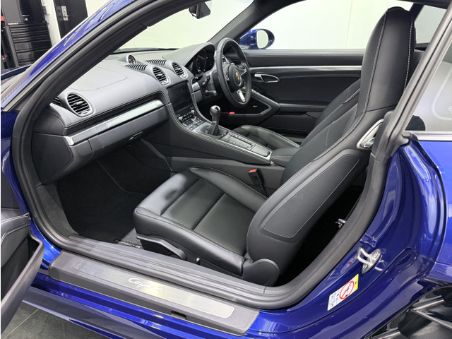 �^�]�ȁE����ȋ��Ɏg�p�����w�ǂȂ��ƂĂ��Y��ȏ�Ԃł��B�V�[�g�\��̎C����w�ǌ��󂯂��܂���B�܂��A�V�[�g�q�[�^�[��X�e�A�����O�q�[�^�[��������Ă���A�����G�߂����K�ɂ��g�p���������܂��B