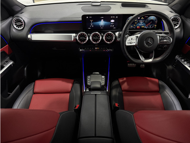 メーカーオプション装備:AMGラインパッケージ(386,000円)、AMGレザーエクスクルーシブPKG(226,000円)、アドバンスドPKG(222,000円) ※他、純正ドライブレコーダー