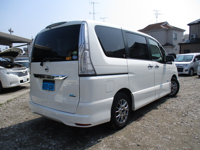 セレナ2.0 ハイウェイスター Vセレクション+Safety S-HYBRID アドバンスドSafetyパッケージ