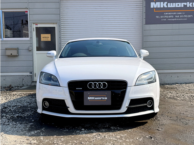 TTクーペ2.0 TFSI クワトロ 4WD