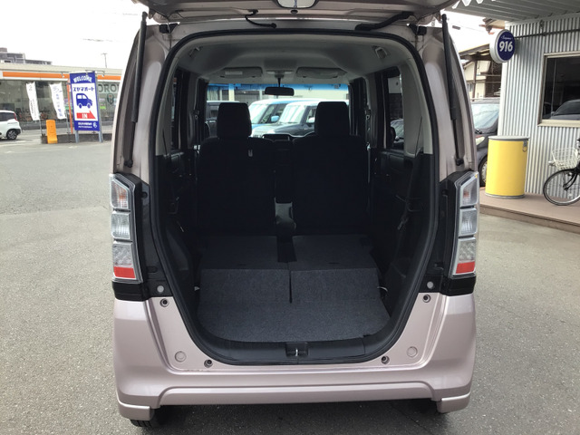 ���A�V�[�g�͊��S�Ƀt���b�g�ɂȂ�܂��̂ő傫���ו��⎩�]�Ԃ��ڂ���܂���