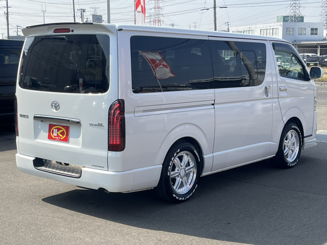 ���ɂ�2WD�E4WD ���[�_�E���ԁE�m�[�}���ԂȂǐ������̃n�C�G�[�X���S���E�o������葵���Ă���܂�!���C�y�Ɂyone K �n�C�G�[�X���X�z�܂ł��A����������